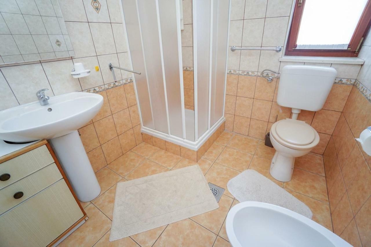 Apartment Sandra Umag Eksteriør bilde