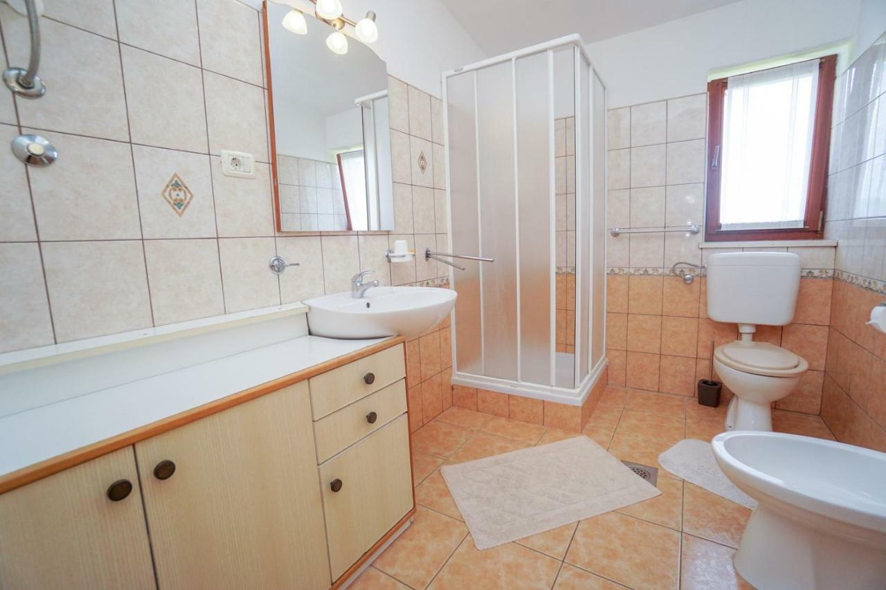 Apartment Sandra Umag Eksteriør bilde